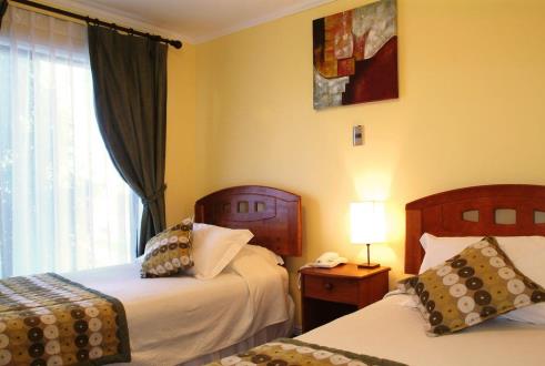 Hotel Carpo Manzano bedroom twin